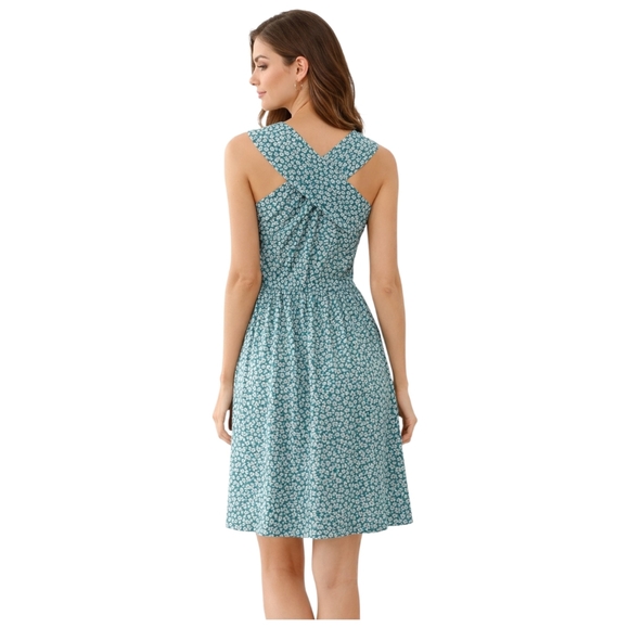 Kaileigh Green Floral Sleeveless Dress Size S (Fits M) Stretch Fit Boho Casual - Picture 3 of 10